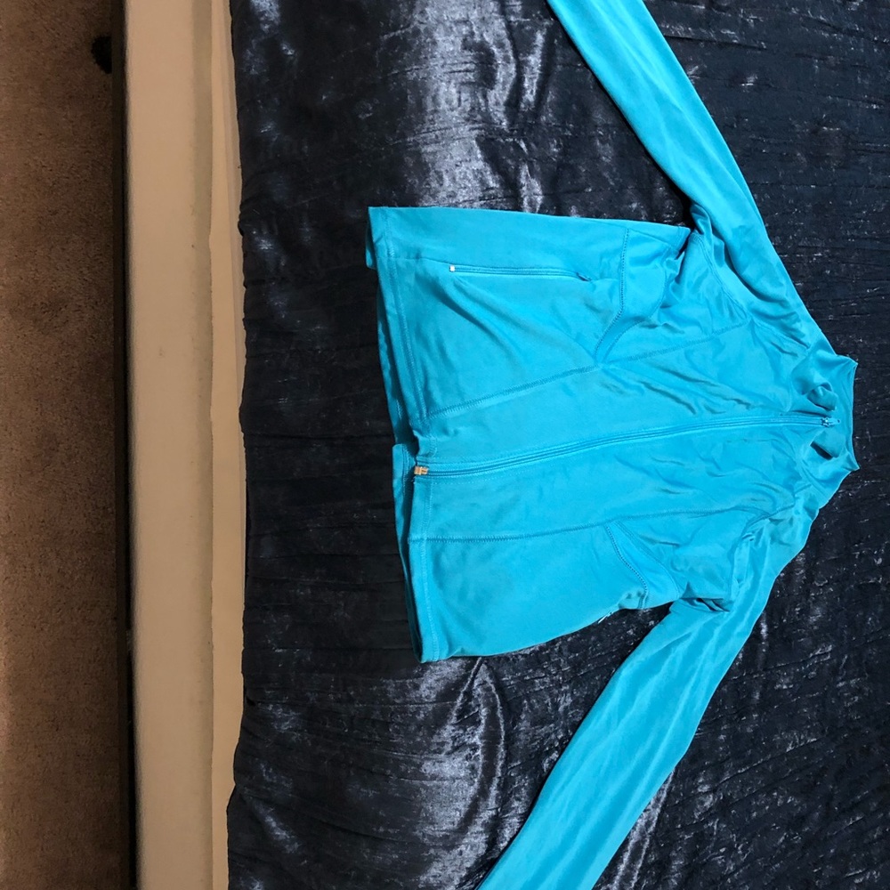 Women’s workout jacket